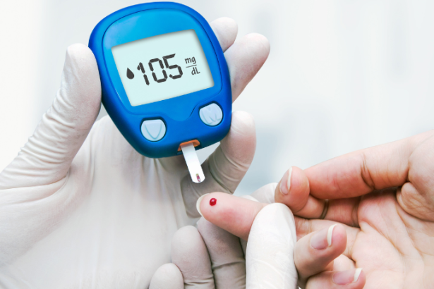 Gustavo Luíz Guilherme Pinto mostra como a prevenção e o controle do diabetes começam com escolhas simples e saudáveis no dia a dia.