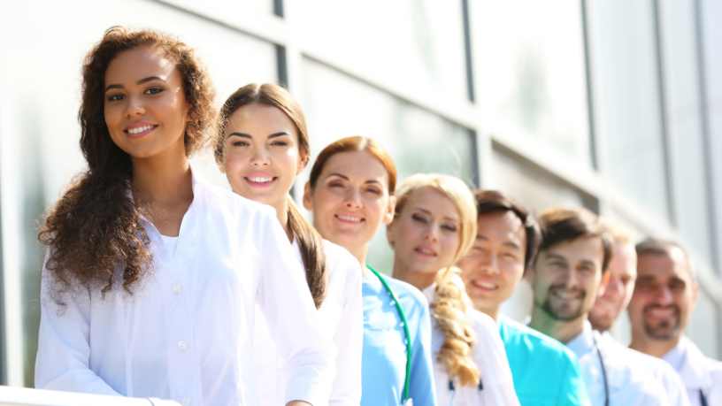 O Instituto IBDSocial apresenta modelos de gestão inovadora que fortalecem a qualidade e a confiança na saúde.