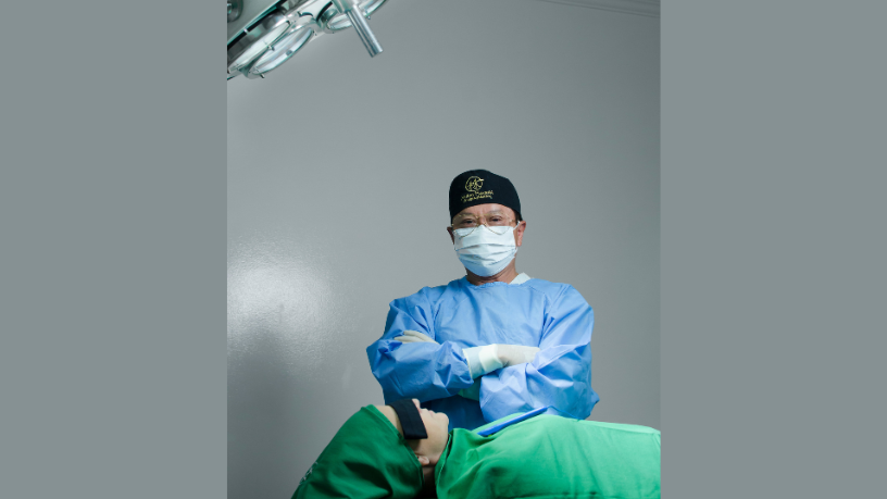 Milton Seigi Hayashi mostra como o minilifting oferece rejuvenescimento facial com recuperação rápida e resultados discretos.